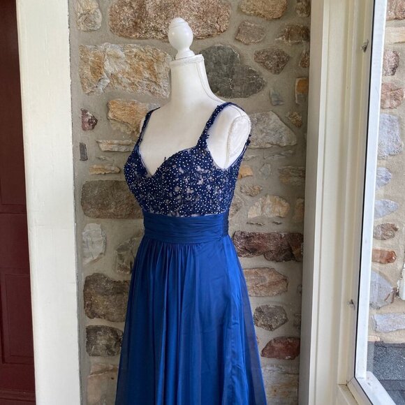 La Femme Cobalt Blue Beaded Lace Chiffon Gown Womens 8 - Picture 6 of 12